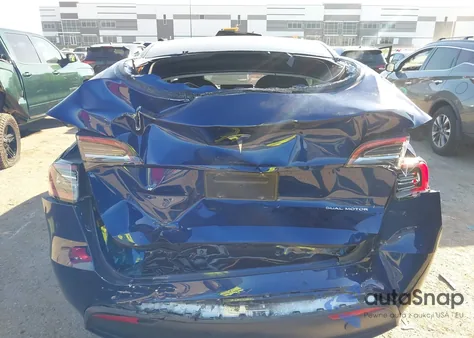 2022 Tesla Model Y Long Range Dual Motor All-Wheel Drive from USA, damaged, VIN 7SAYGDEE3NA002120